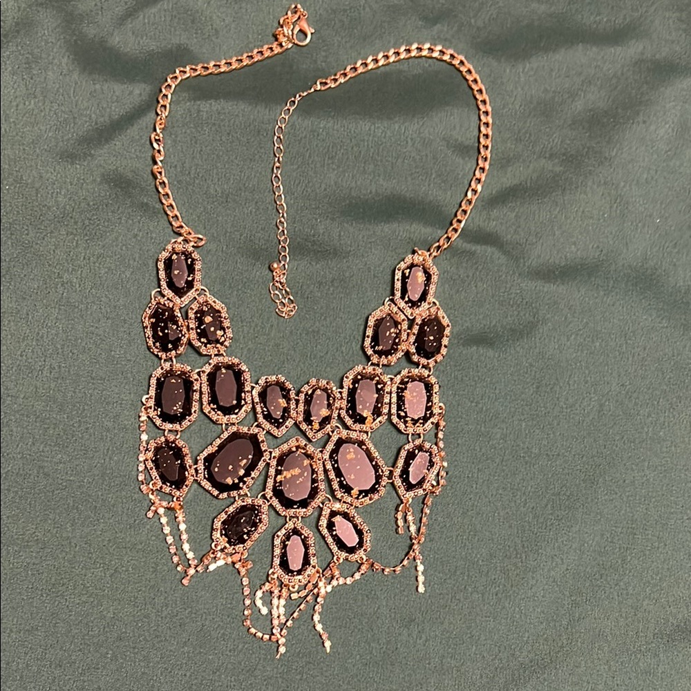 Elegant Gold and Black Statement Necklace